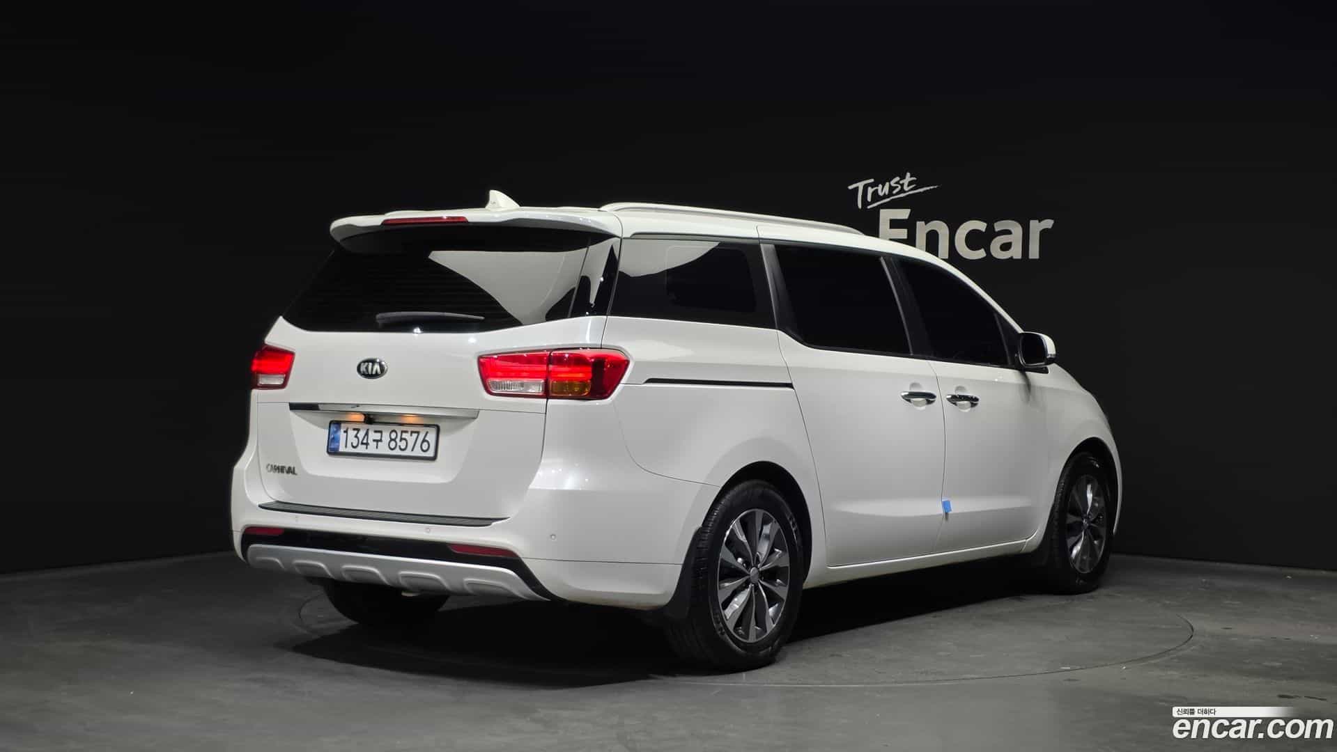 Canival Kia 2016.4-OUTER-002