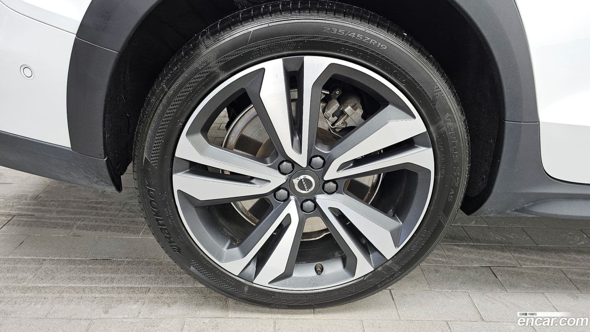 Main__Slider__Photo:V60 Volvo 2020.2-4