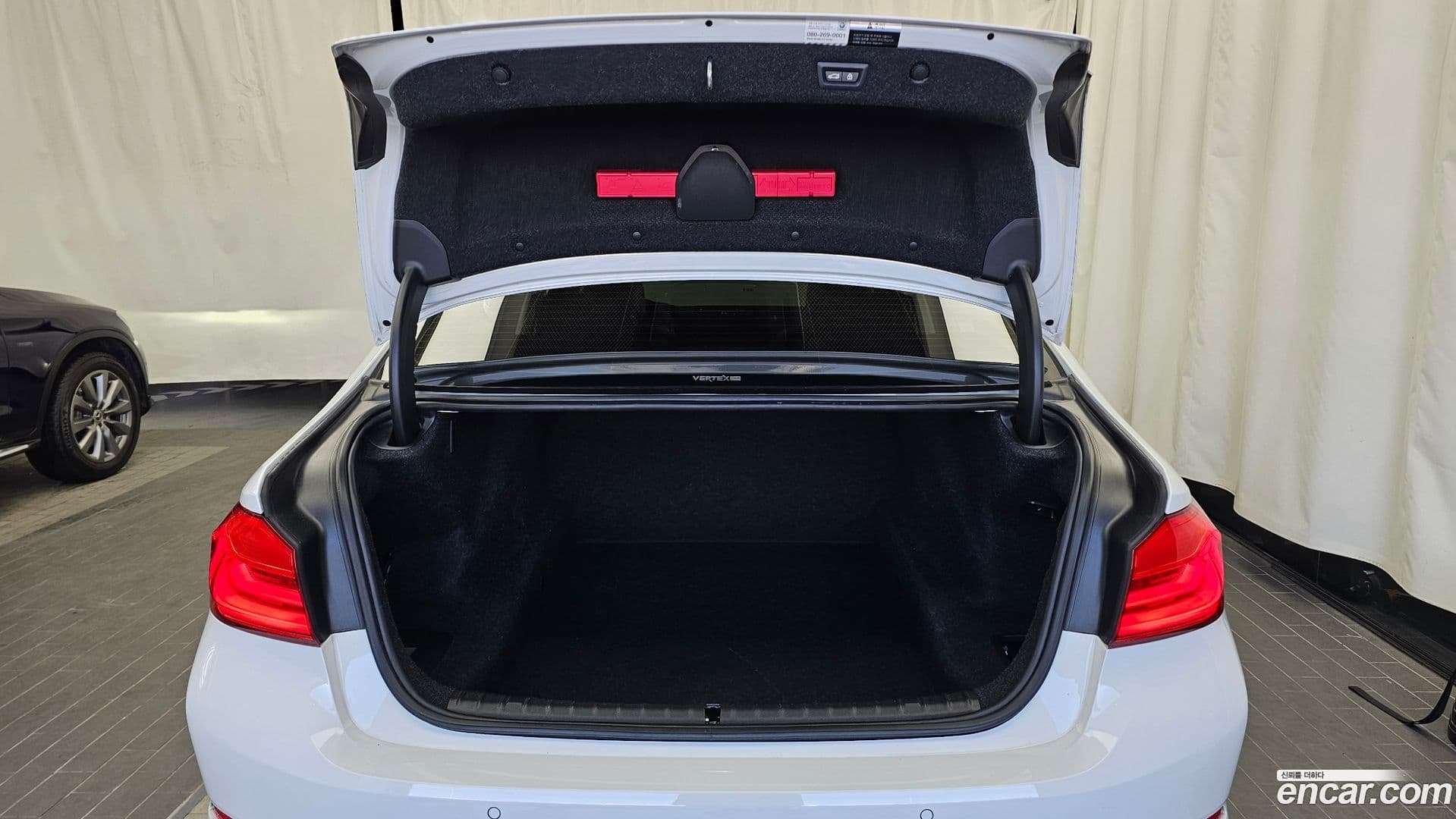 Main__Slider__Photo:5-Series BMW 2019.10-19