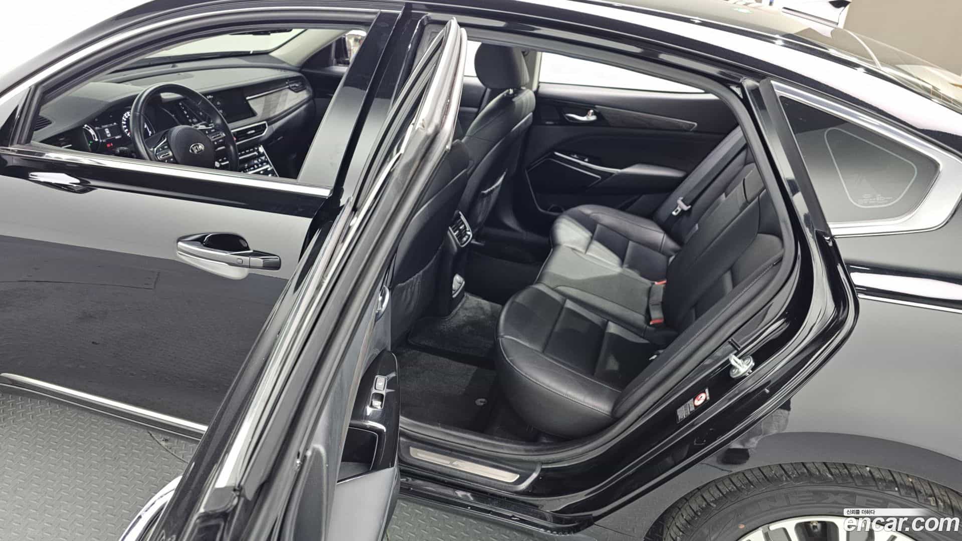 K7 Kia 2021.0-OPTION-017