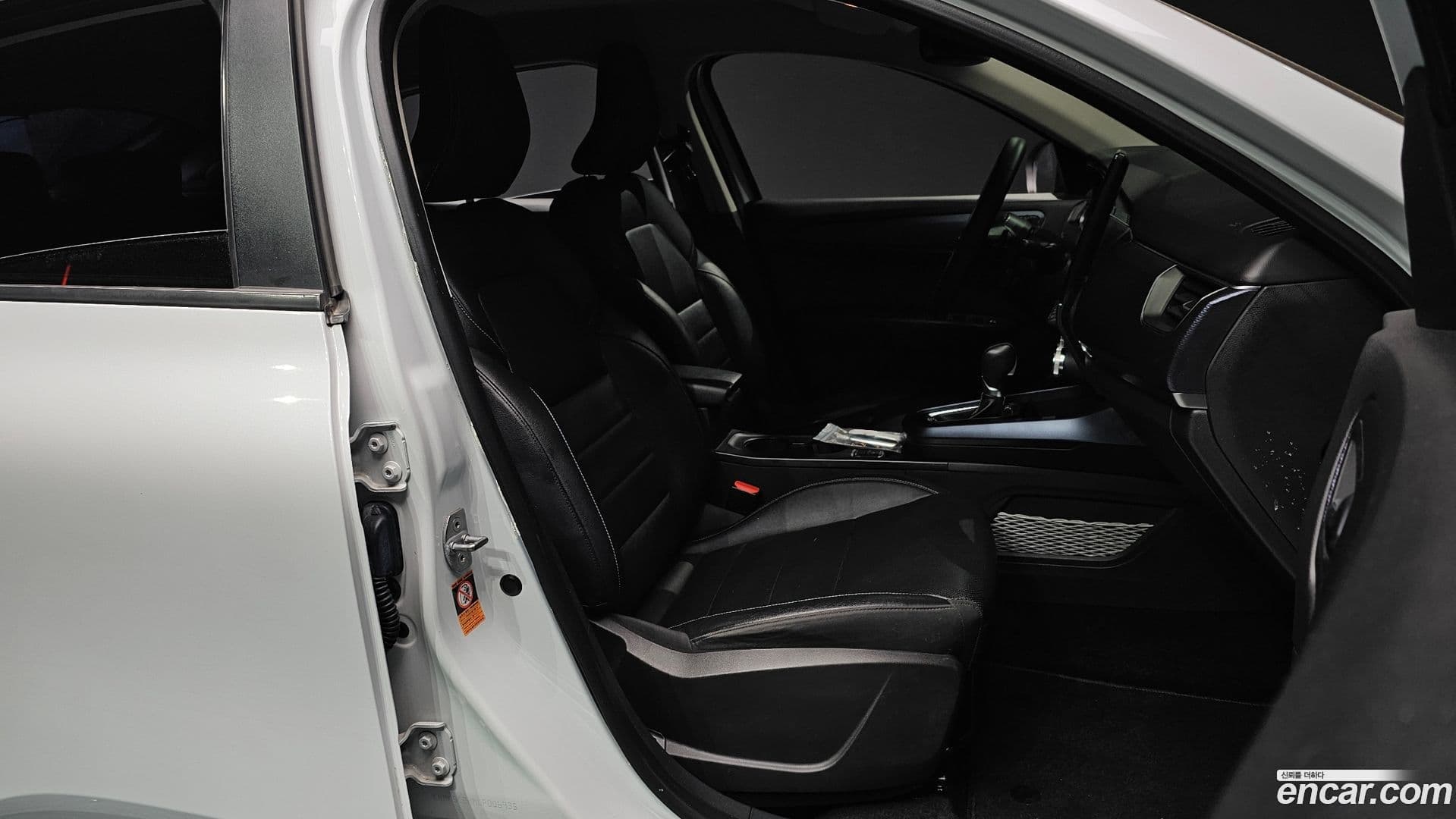 Main__Slider__Photo:XM3 Renault-KoreaSamsung 2020.11-9