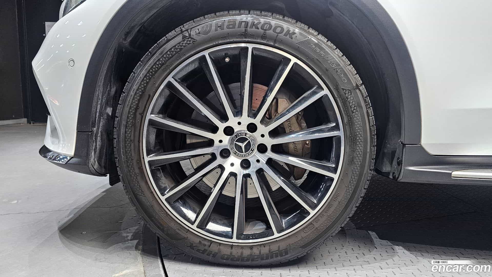 GLC-Class Mercedes-Benz 2019.9-OUTER-005