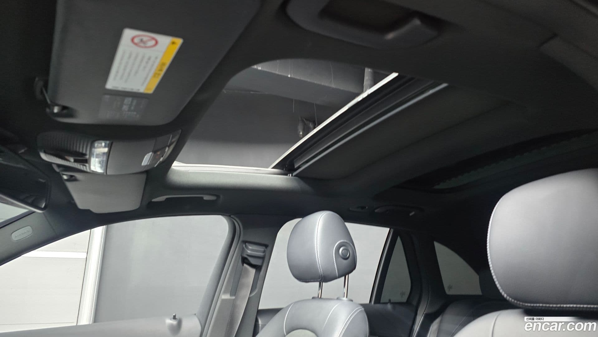 Main__Slider__Photo:GLC-Class Mercedes-Benz 2019.9-17