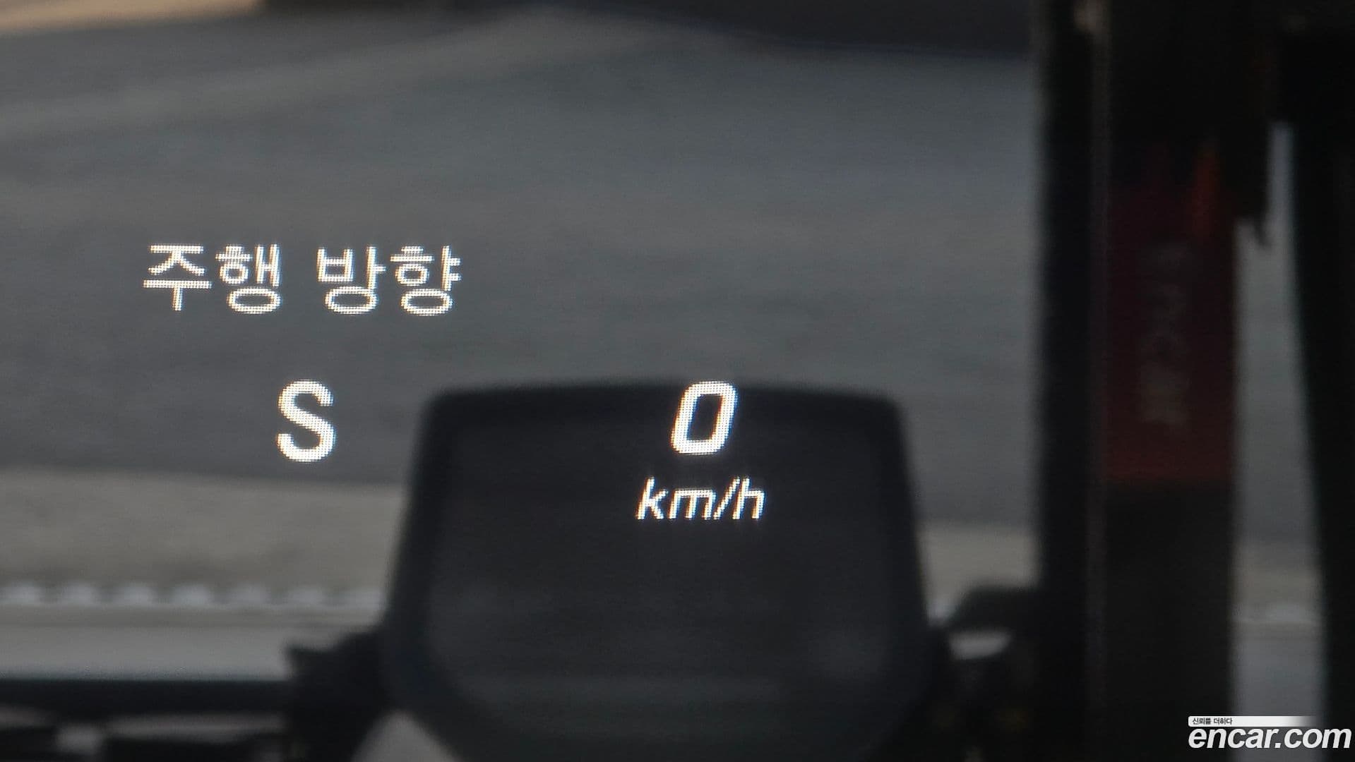 Main__Slider__Photo:GLC-Class Mercedes-Benz 2019.9-18