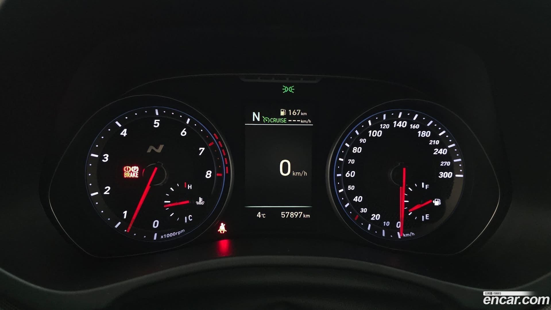 Main__Slider__Photo:Veloster Hyundai 2019.8-7