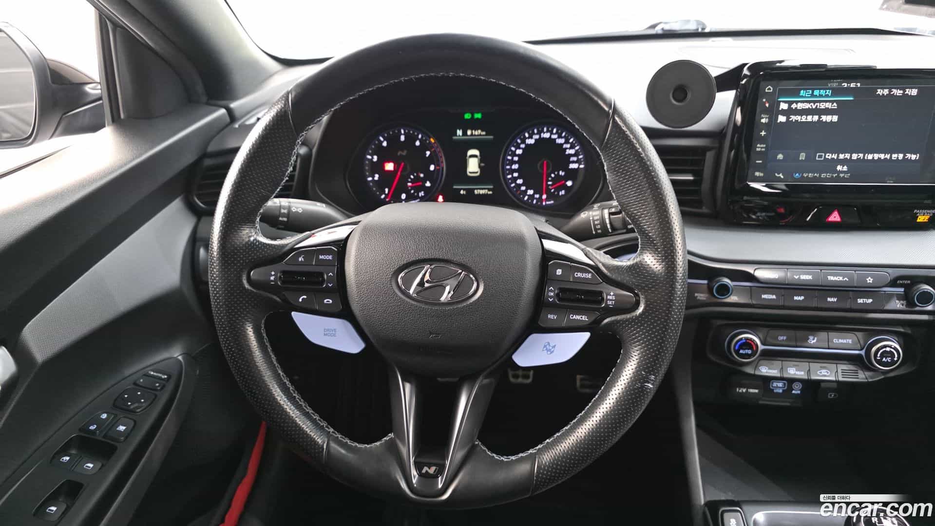 Veloster Hyundai 2019.8-OPTION-018