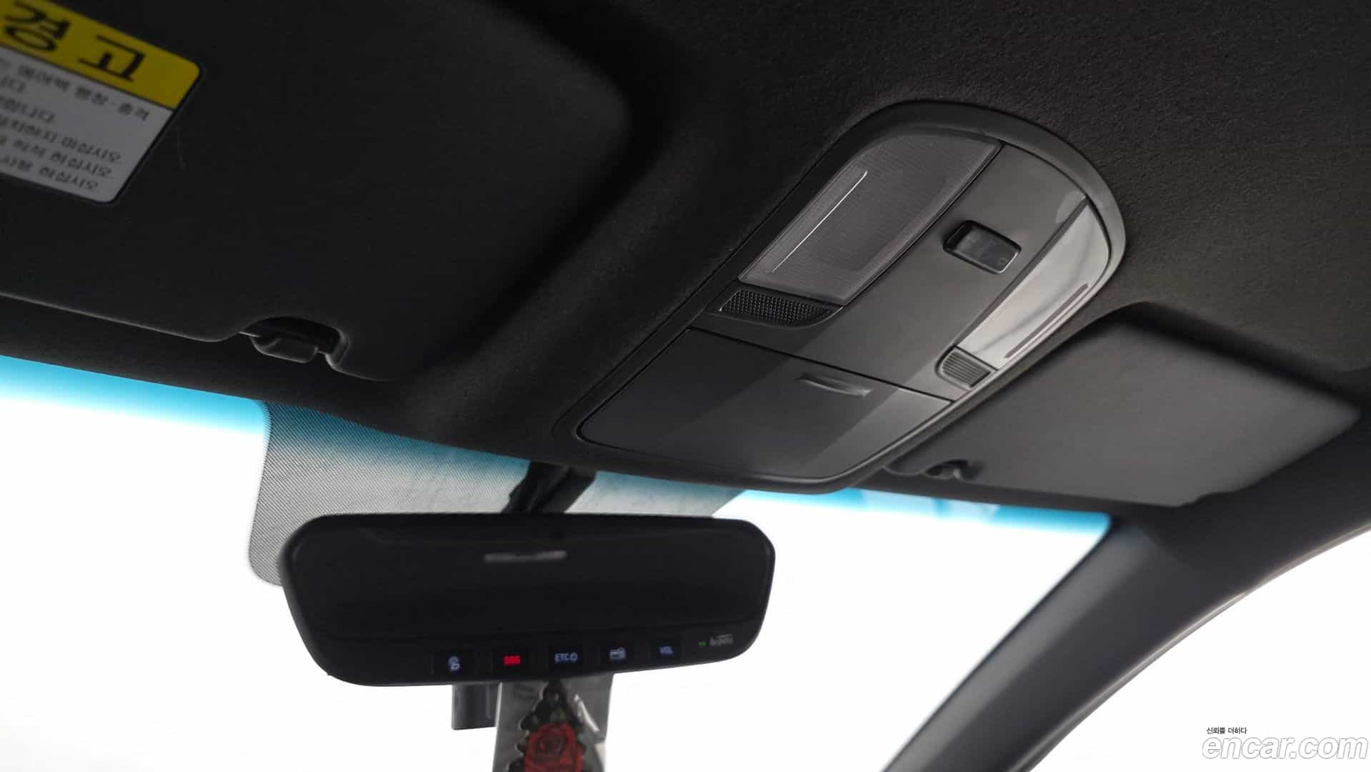 Veloster Hyundai 2019.8-OPTION-023