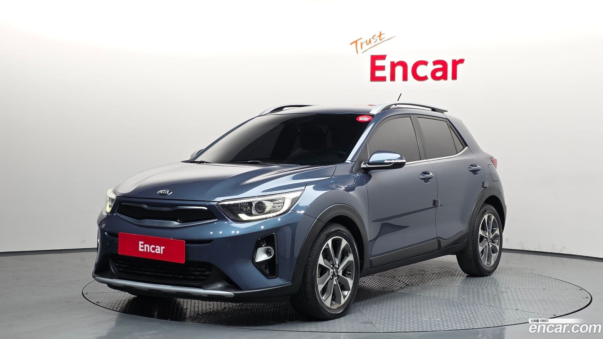 Main__Slider__Photo:Stonic Kia 2018.3-0