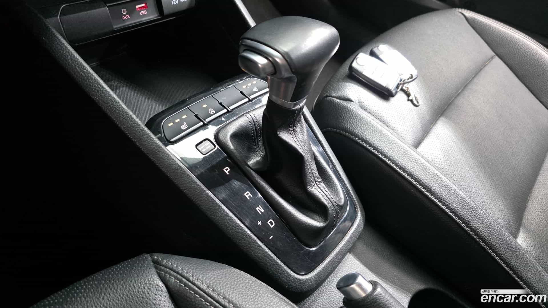 Stonic Kia 2018.3-INNER-009