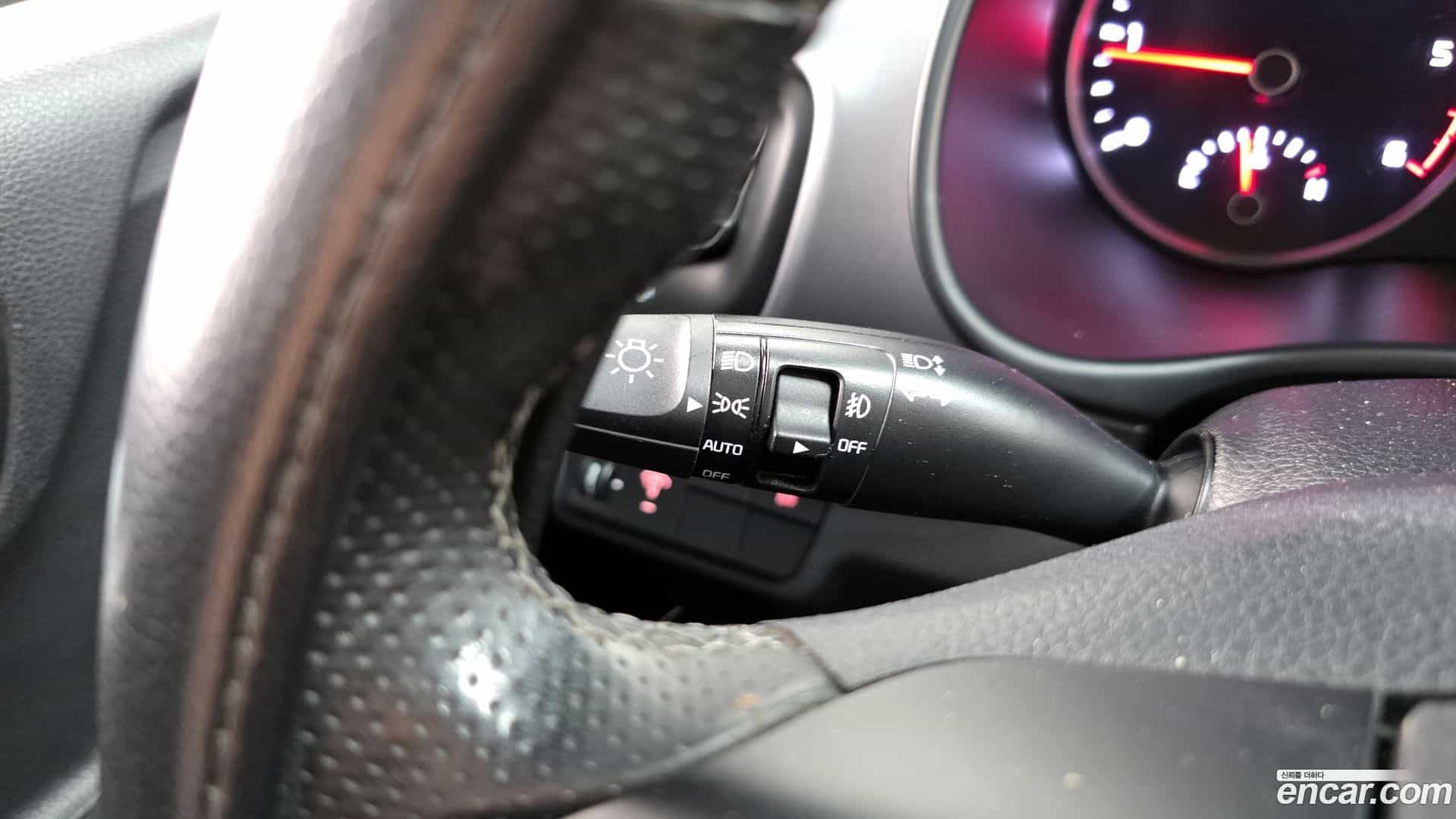 Stonic Kia 2018.3-OPTION-018