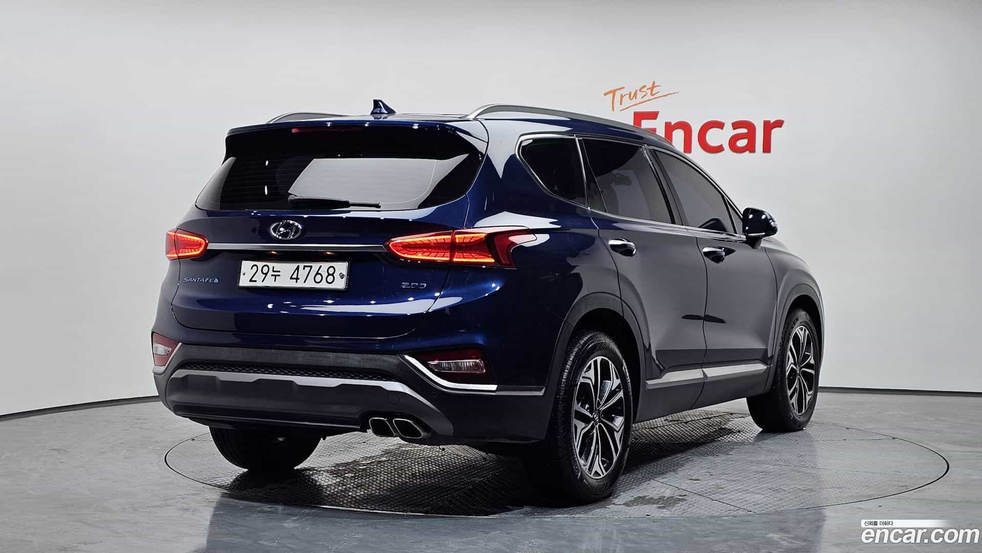 Santafe Hyundai 2018.8-OUTER-002