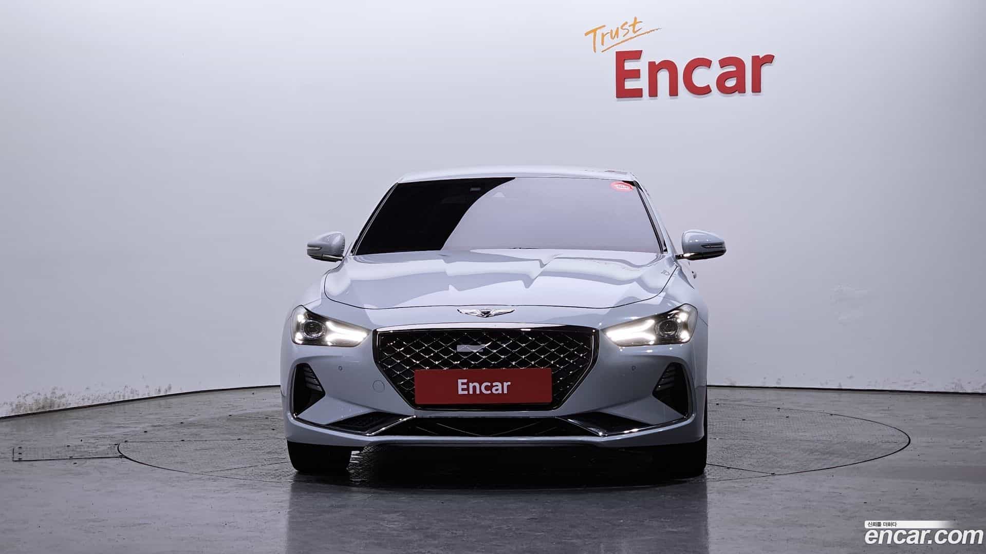 G70 Genesis 2018.0-OUTER-003