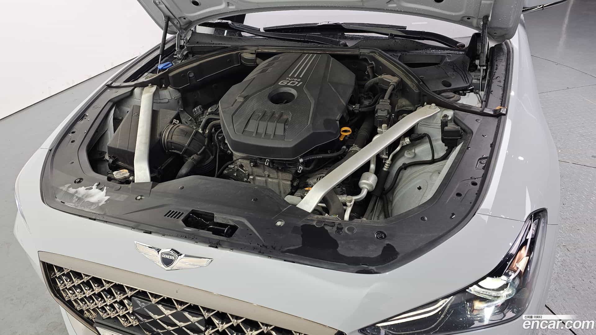 G70 Genesis 2018.0-INNER-006