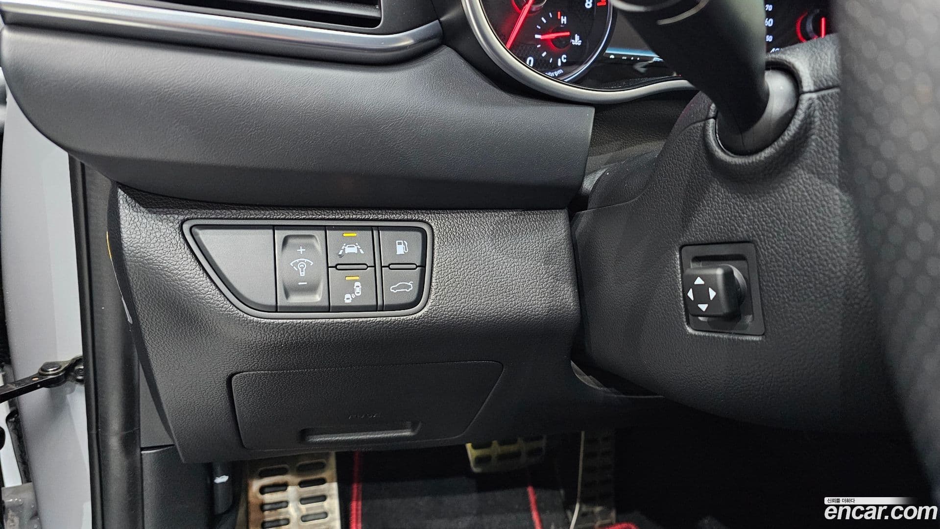 Main__Slider__Photo:G70 Genesis 2018.0-16