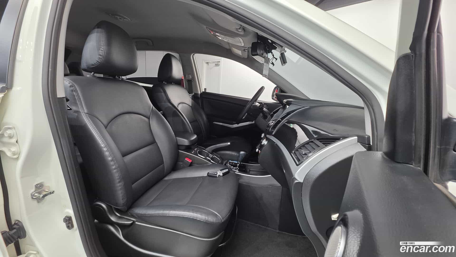 KORANDO KG_Mobility_Ssangyong 2017.5-INNER-010