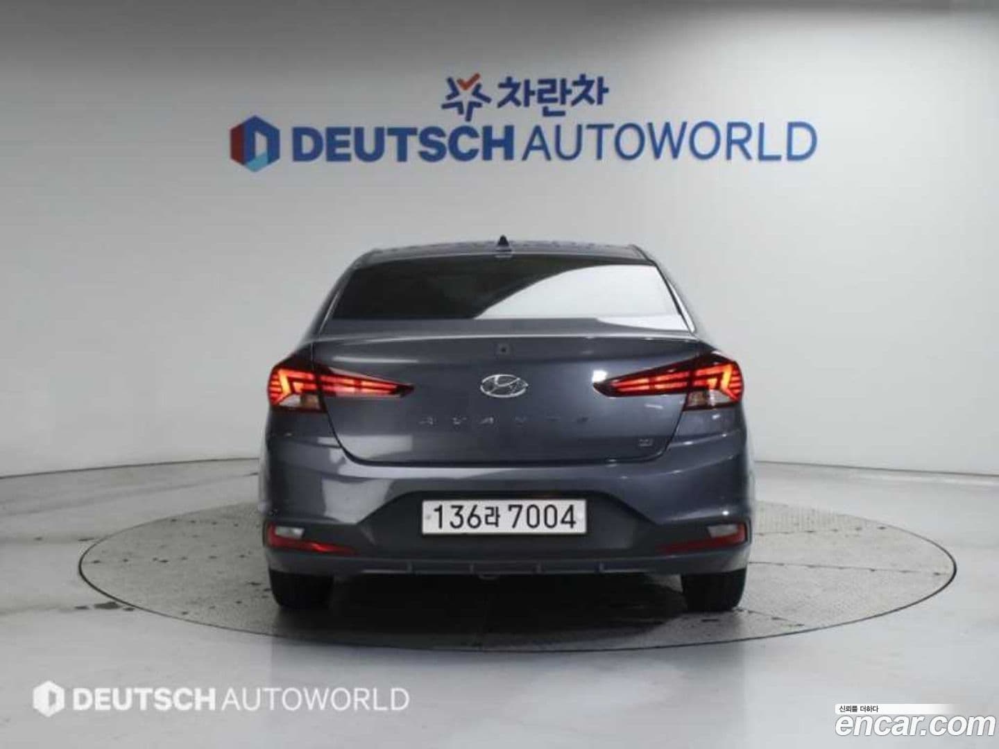 Main__Slider__Photo:AVANTE Hyundai 2019.1-3