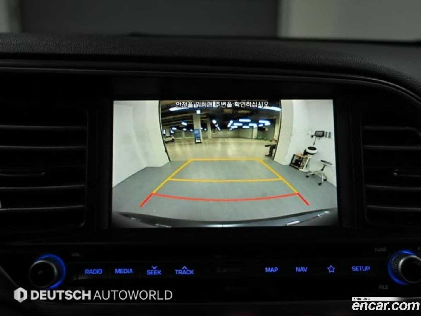 Main__Slider__Photo:AVANTE Hyundai 2019.1-14