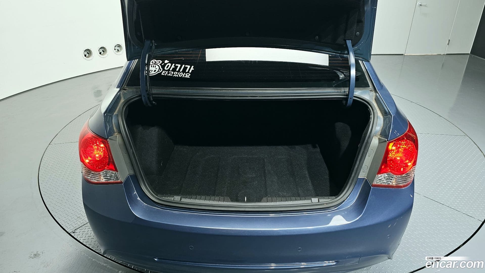 Main__Slider__Photo:Cruze ChevroletGMDaewoo 2014.11-19