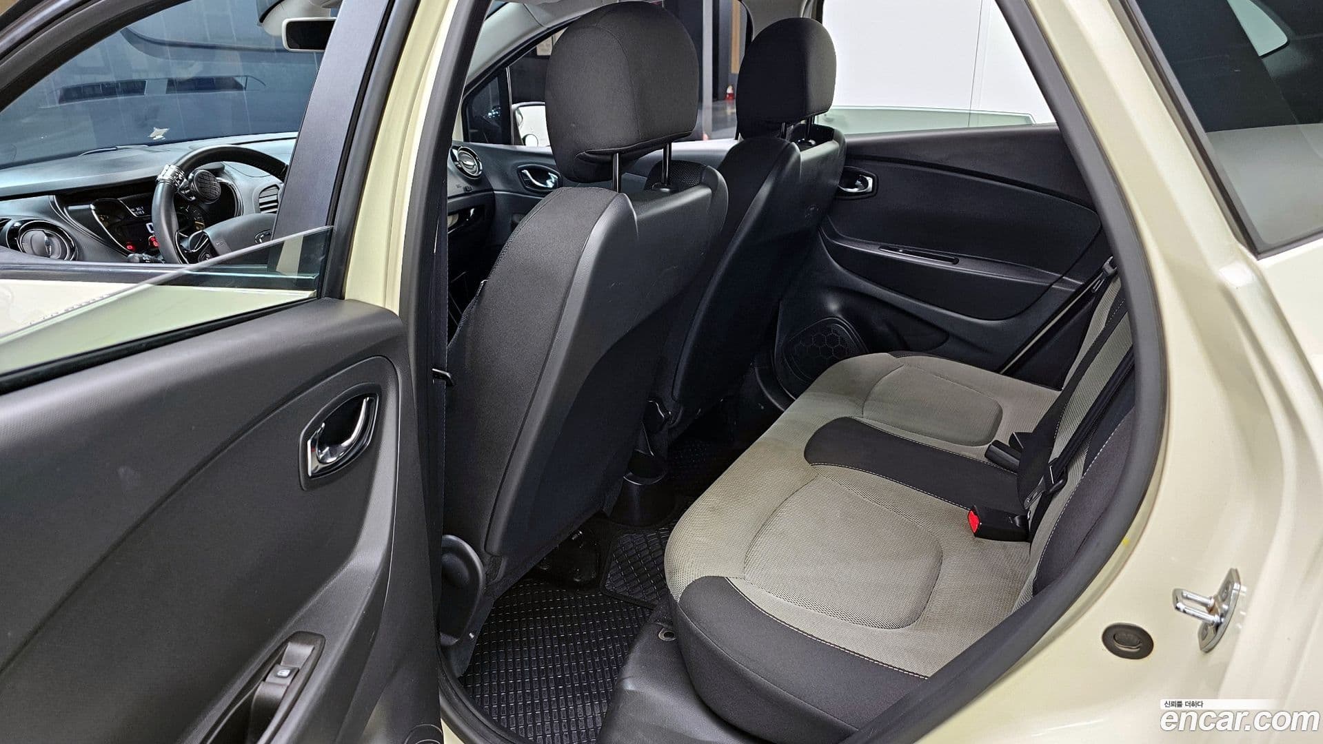 Main__Slider__Photo:QM3 Renault-KoreaSamsung 2014.9-12