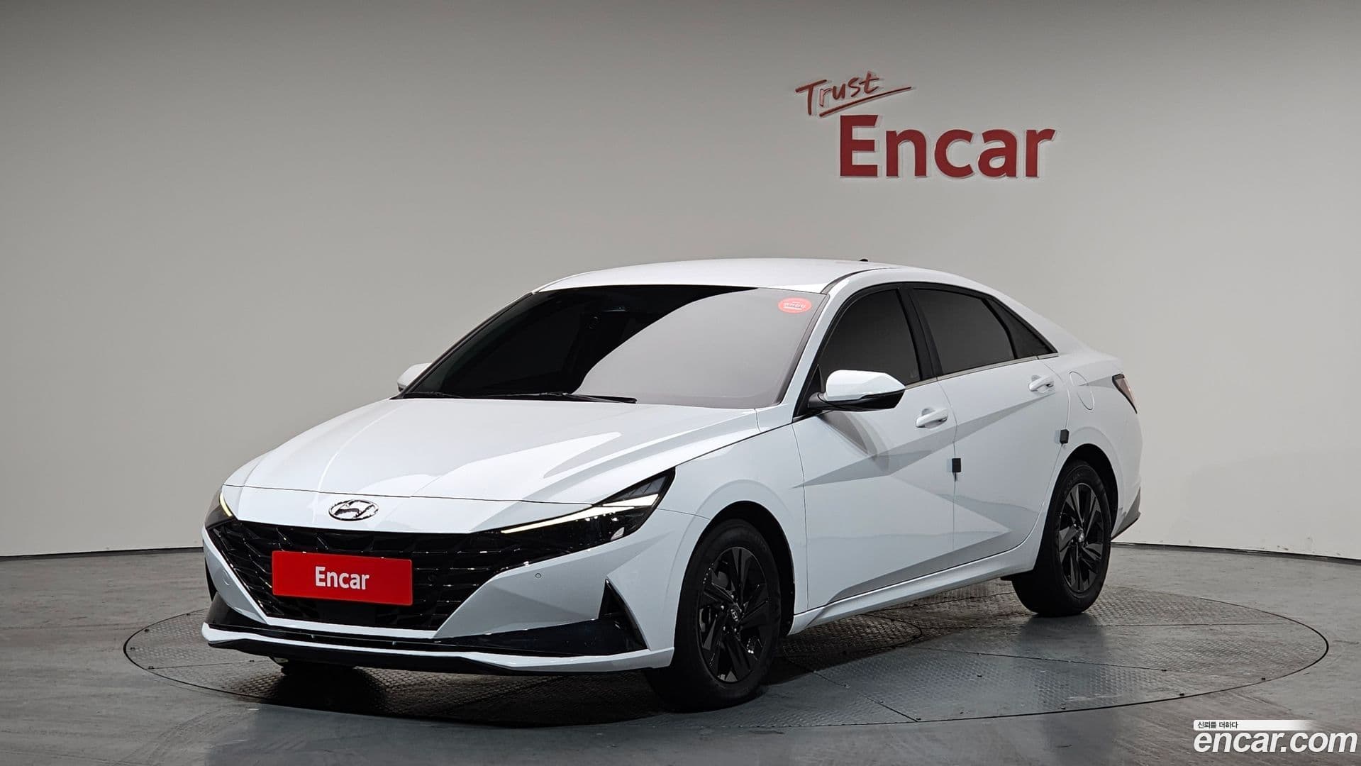 Main__Slider__Photo:AVANTE Hyundai 2022.3-0