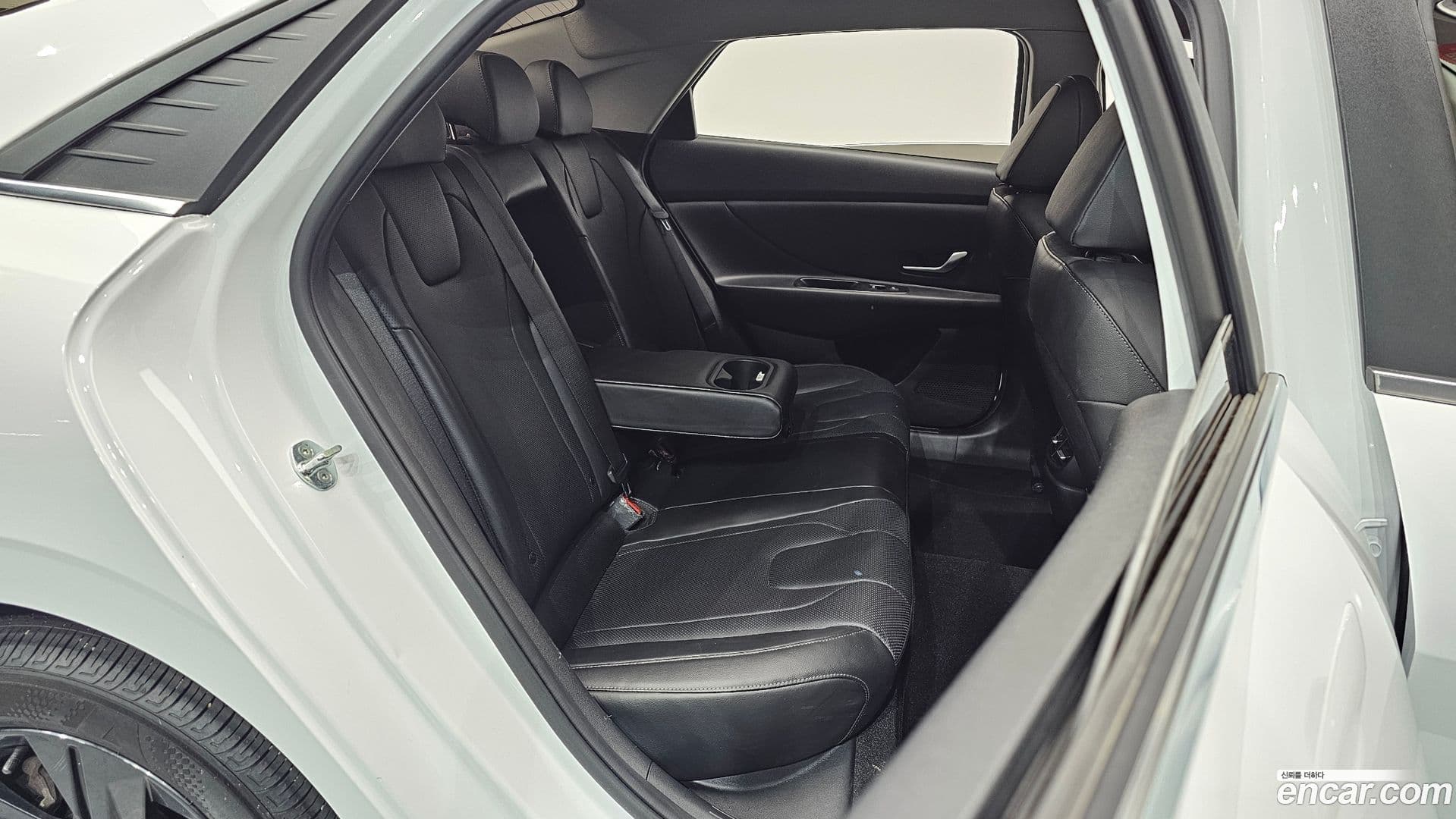 Main__Slider__Photo:AVANTE Hyundai 2022.3-11