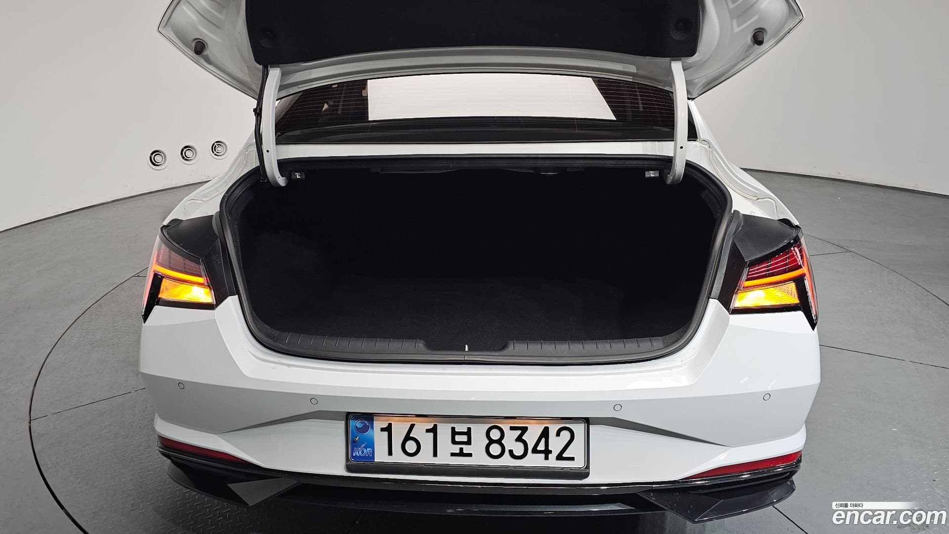 Main__Slider__Photo:AVANTE Hyundai 2022.3-19