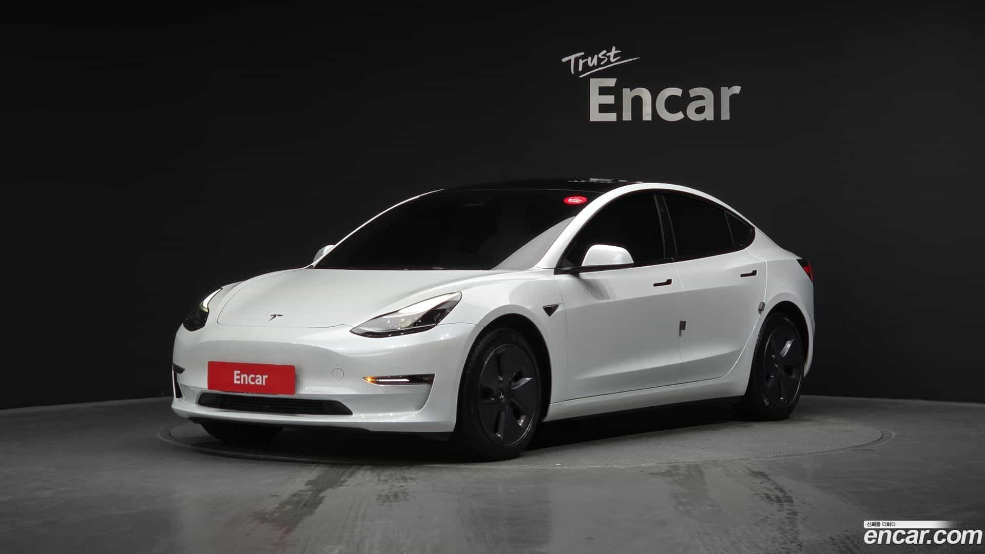 Model 3 Tesla 2022.7-OUTER-001