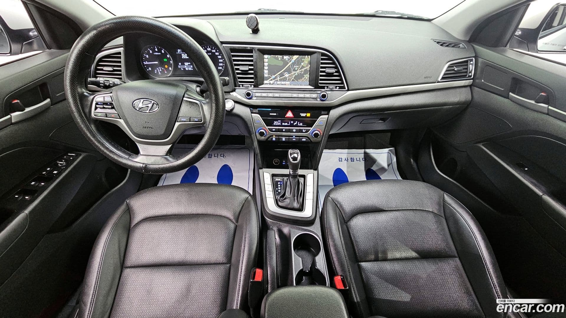 Main__Slider__Photo:AVANTE Hyundai 2016.8-6