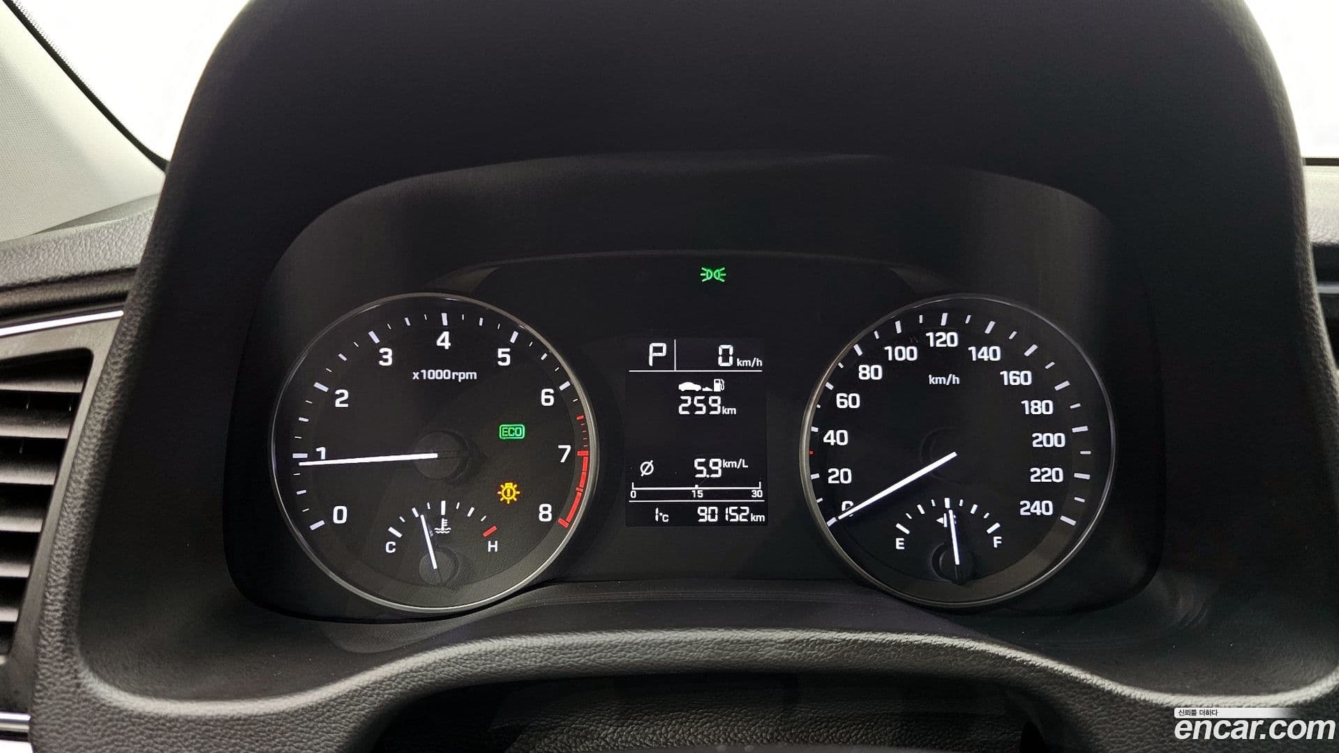 Main__Slider__Photo:AVANTE Hyundai 2016.8-7