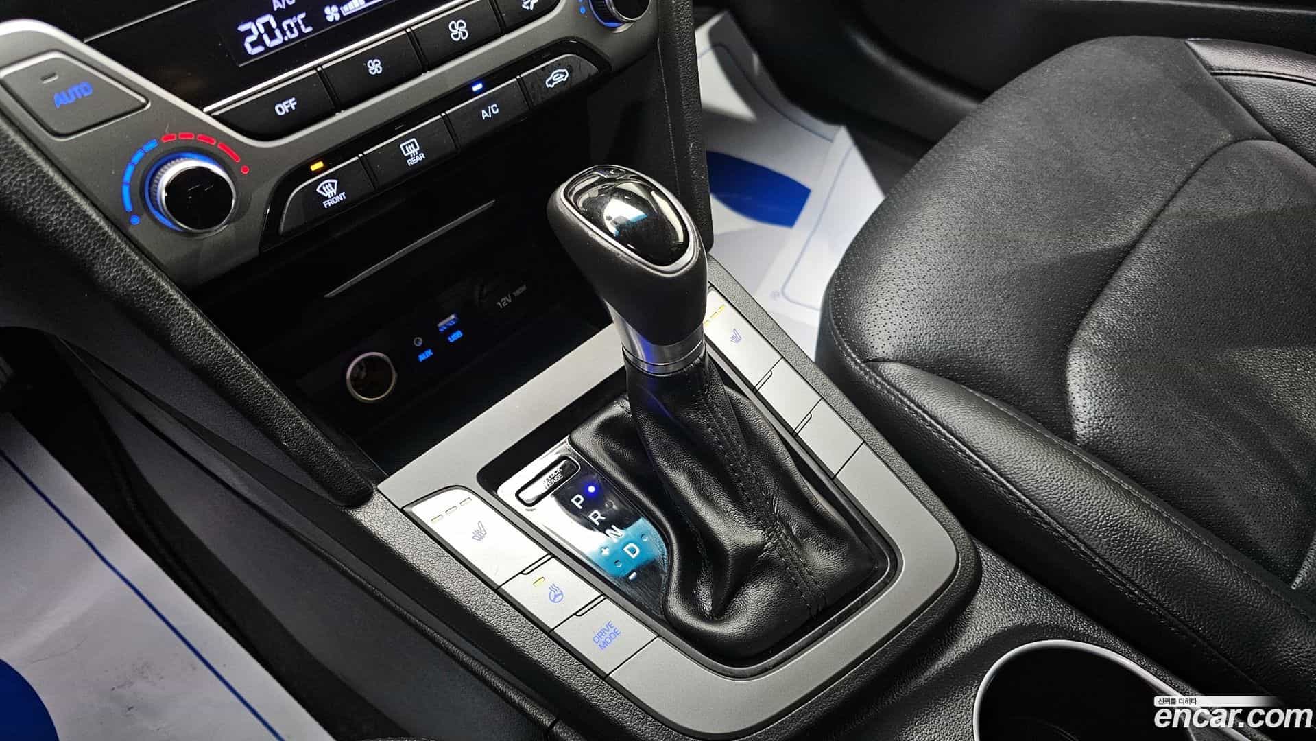 AVANTE Hyundai 2016.8-INNER-009