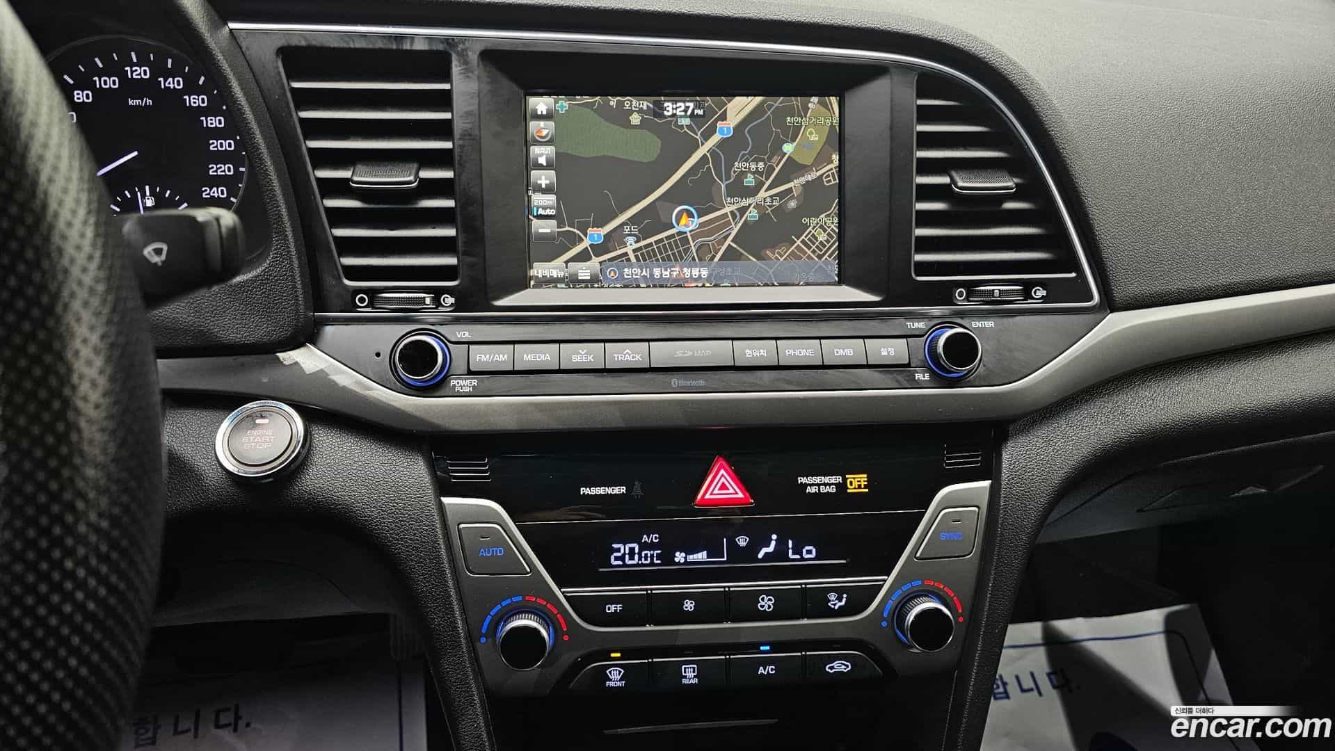 AVANTE Hyundai 2016.8-OPTION-022