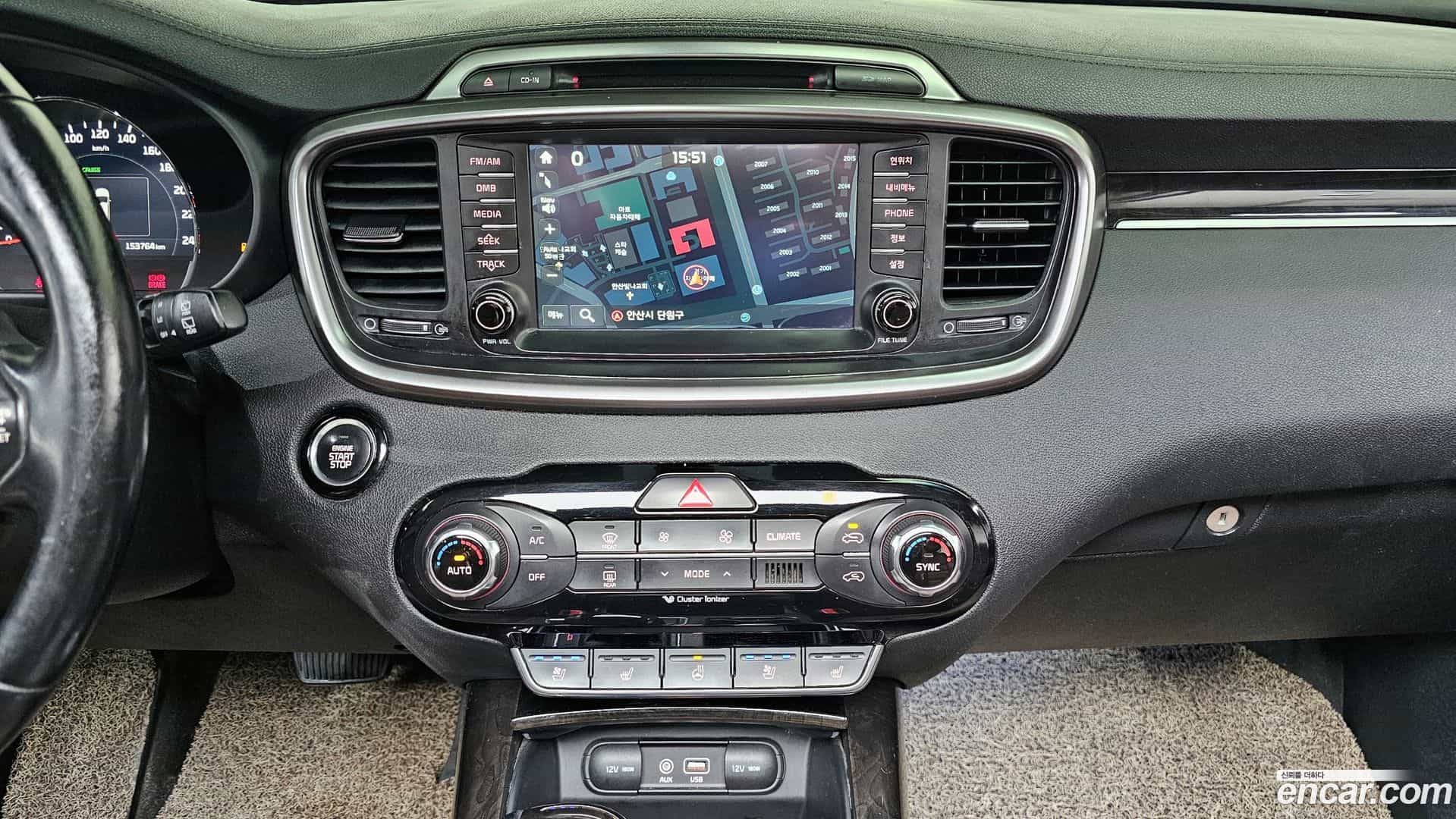 Sorento Kia 2015.9-OPTION-023