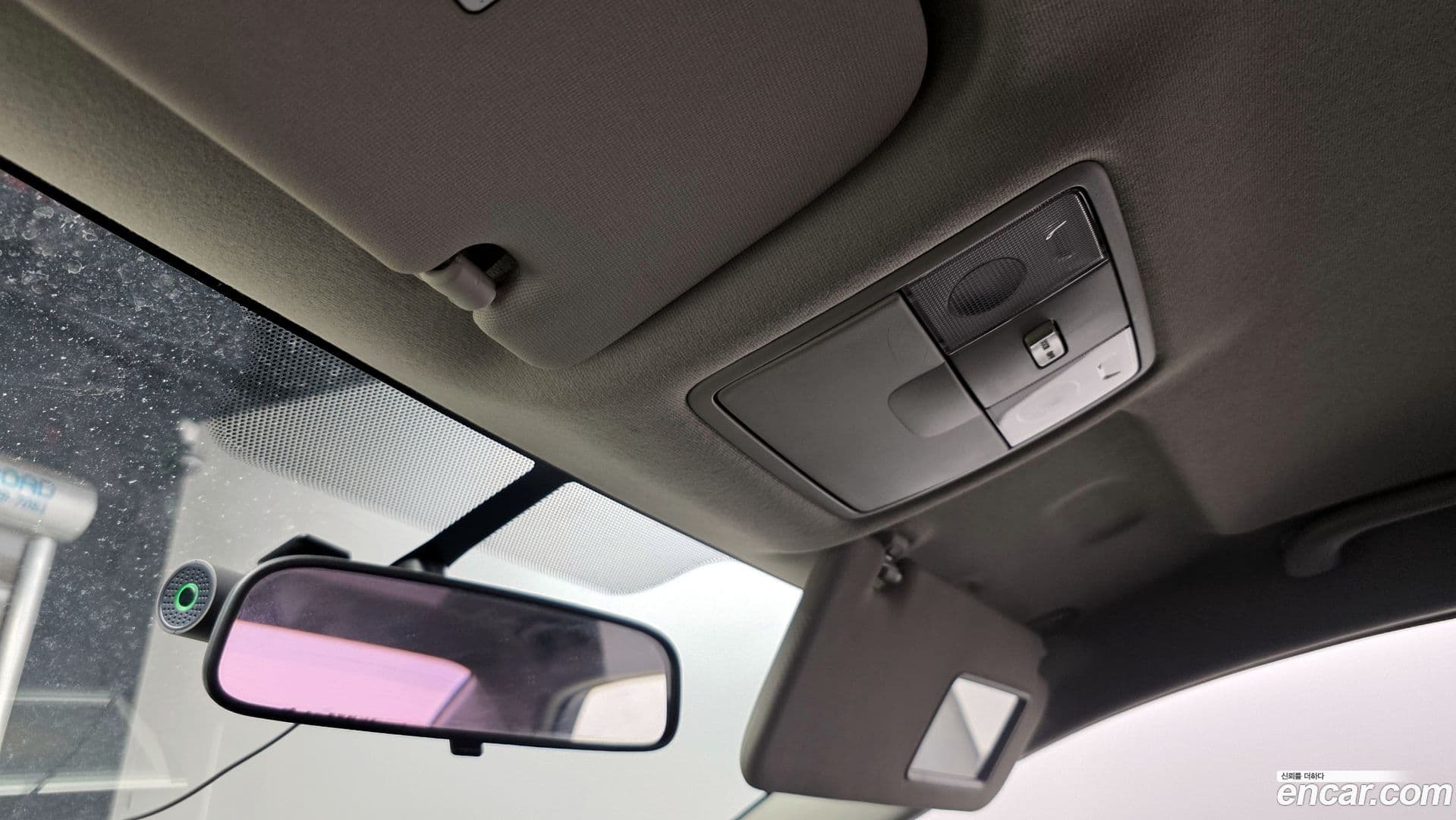 Main__Slider__Photo:Porte Kia 2011.3-19