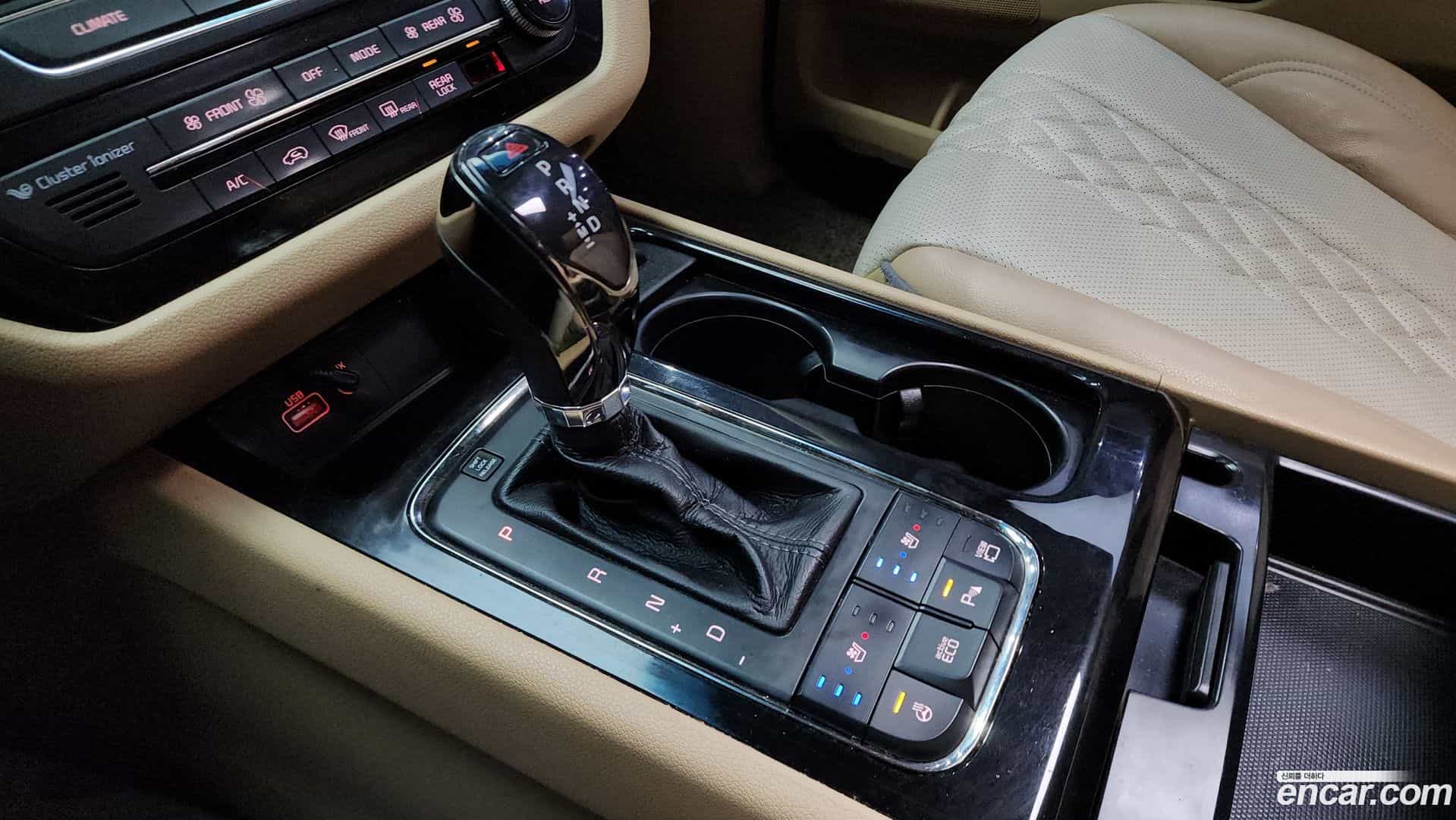 Canival Kia 2016.1-INNER-009