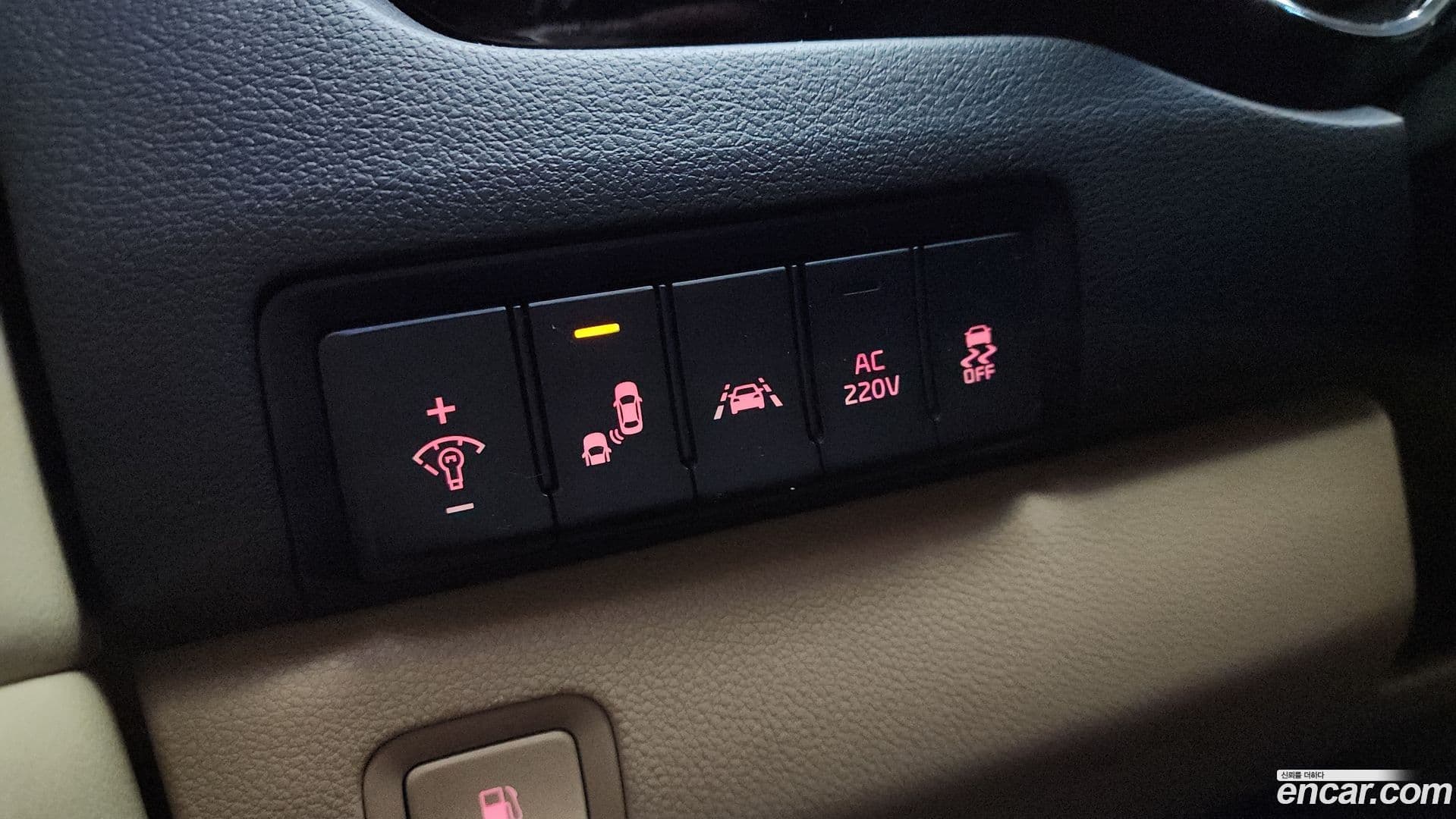 Main__Slider__Photo:Canival Kia 2016.1-15