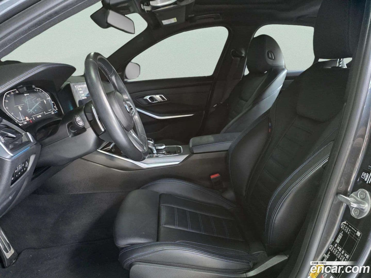 Main__Slider__Photo:3-Series BMW 2020.6-9