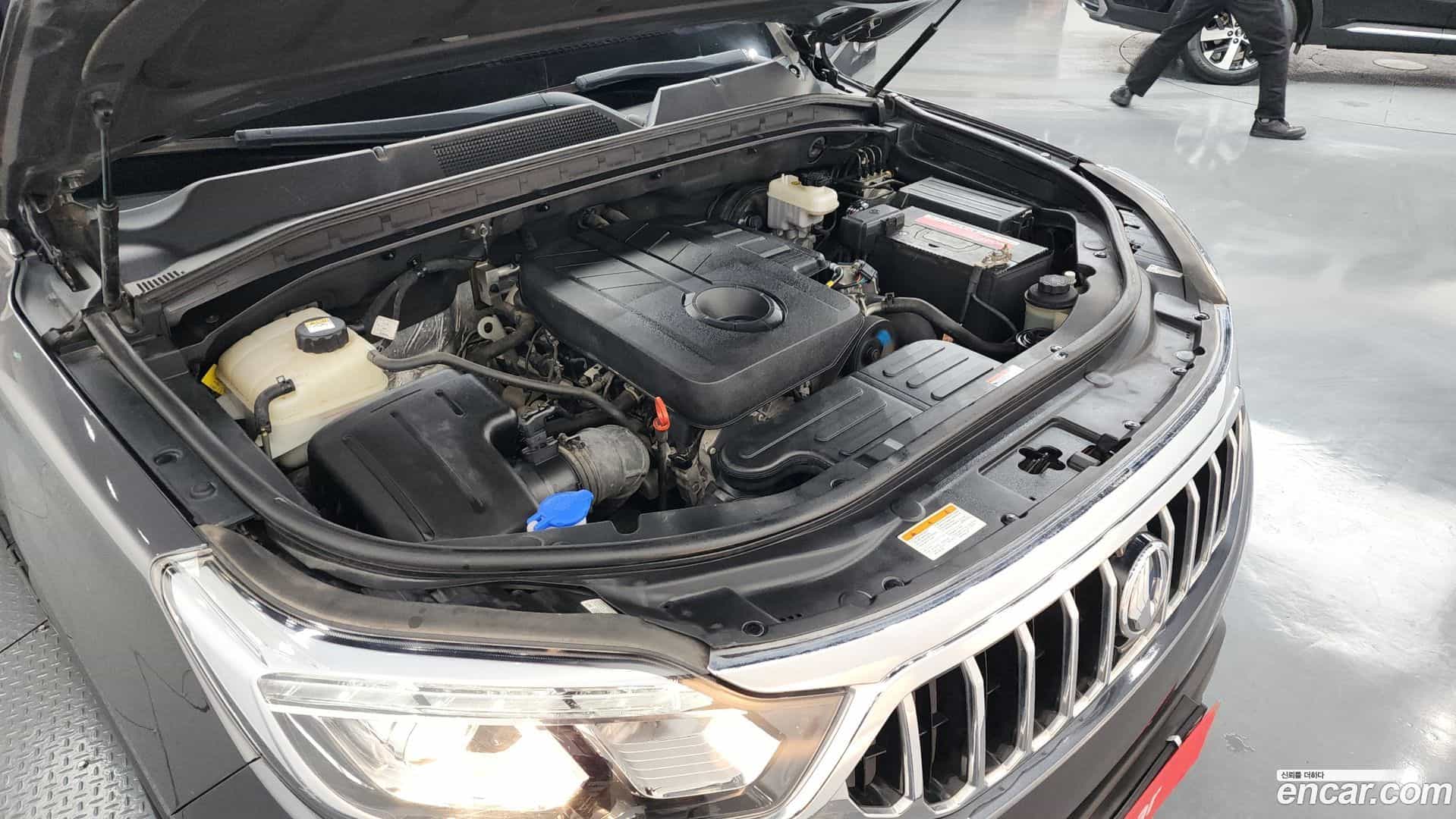 Rexton KG Mobility 2018.11-INNER-006