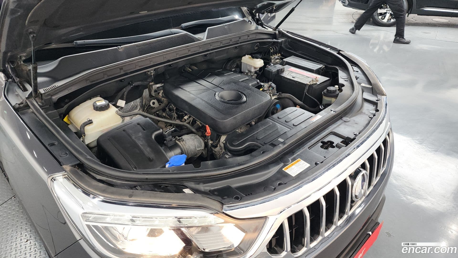 Main__Slider__Photo:Rexton KG Mobility 2018.11-5