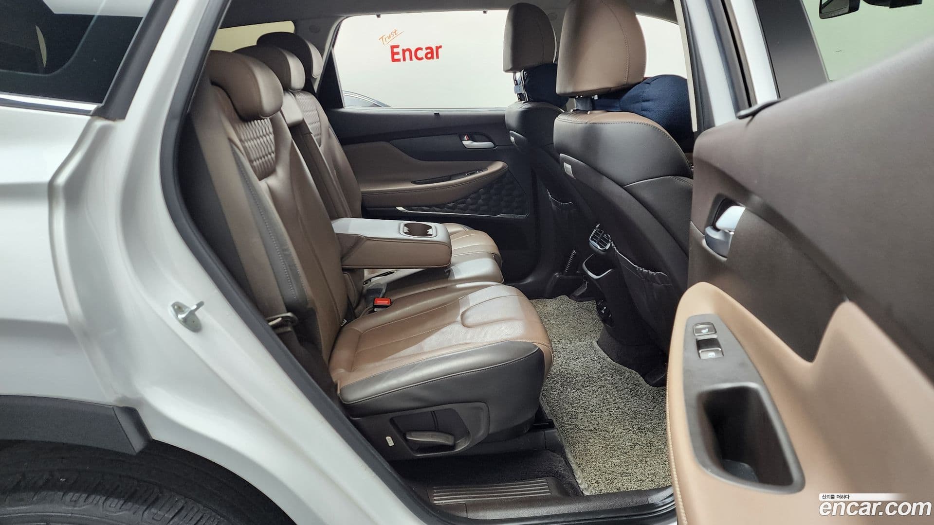 Main__Slider__Photo:Santafe Hyundai 2018.5-11