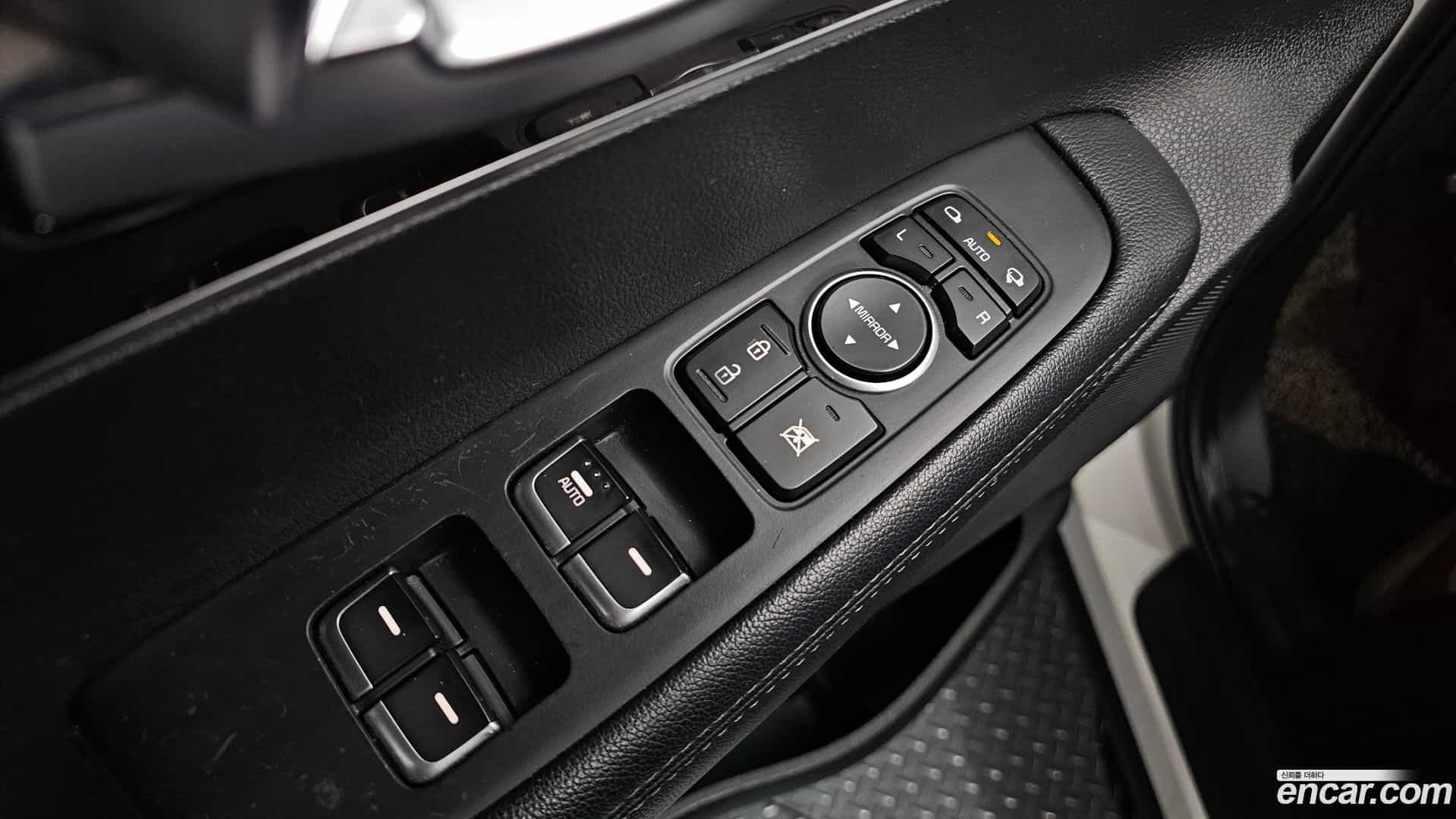 Sorento Kia 2014.8-OPTION-017