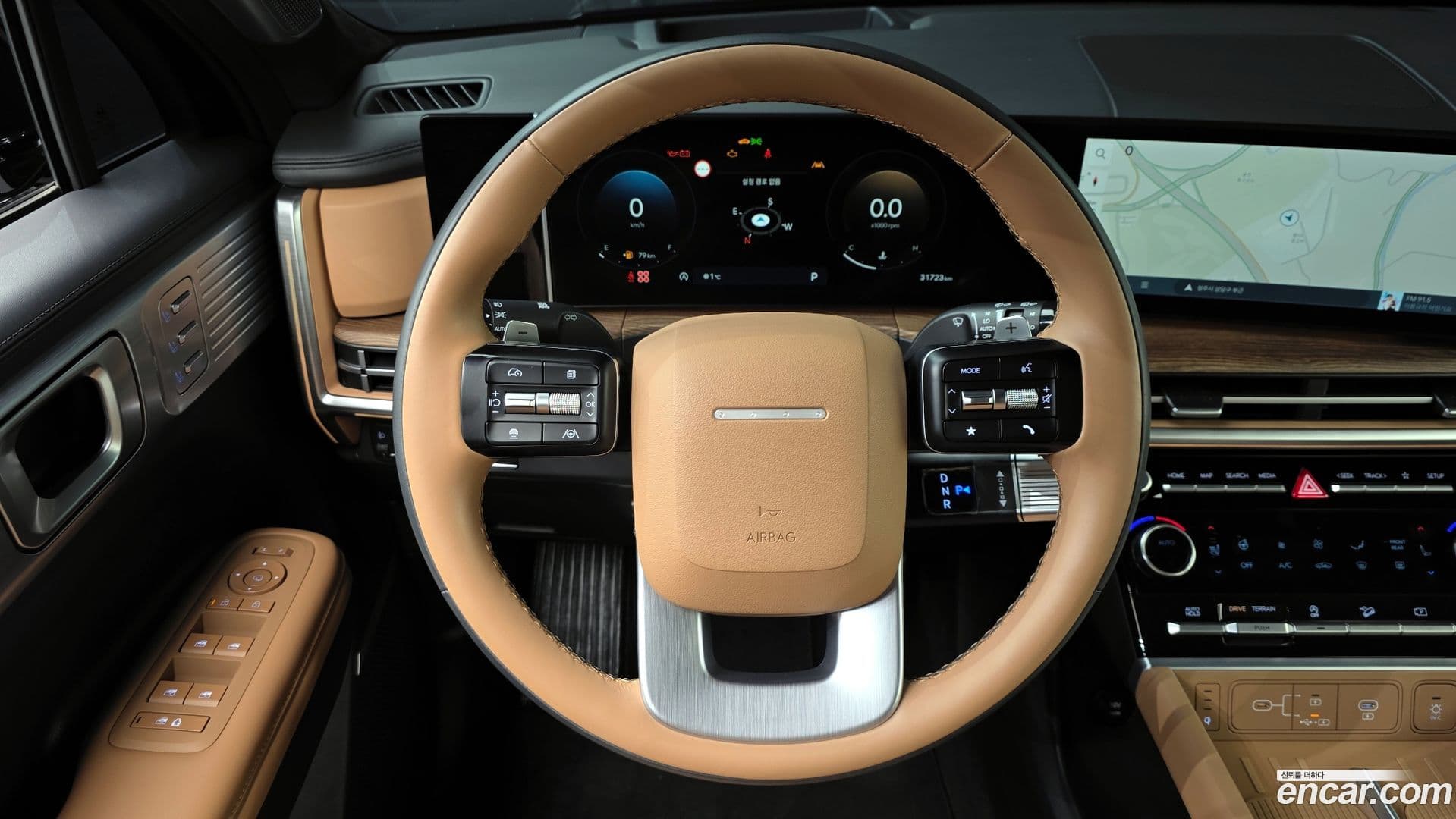 Main__Slider__Photo:Santafe Hyundai 2023.10-14