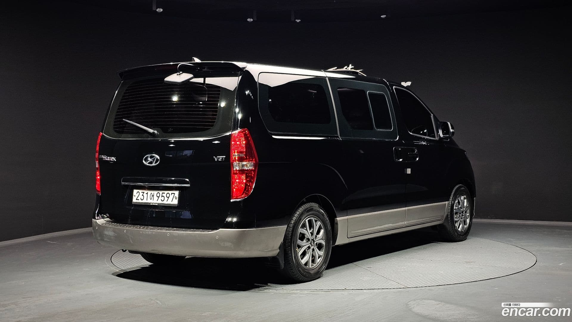 Main__Slider__Photo:Starex Hyundai 2019.3-1