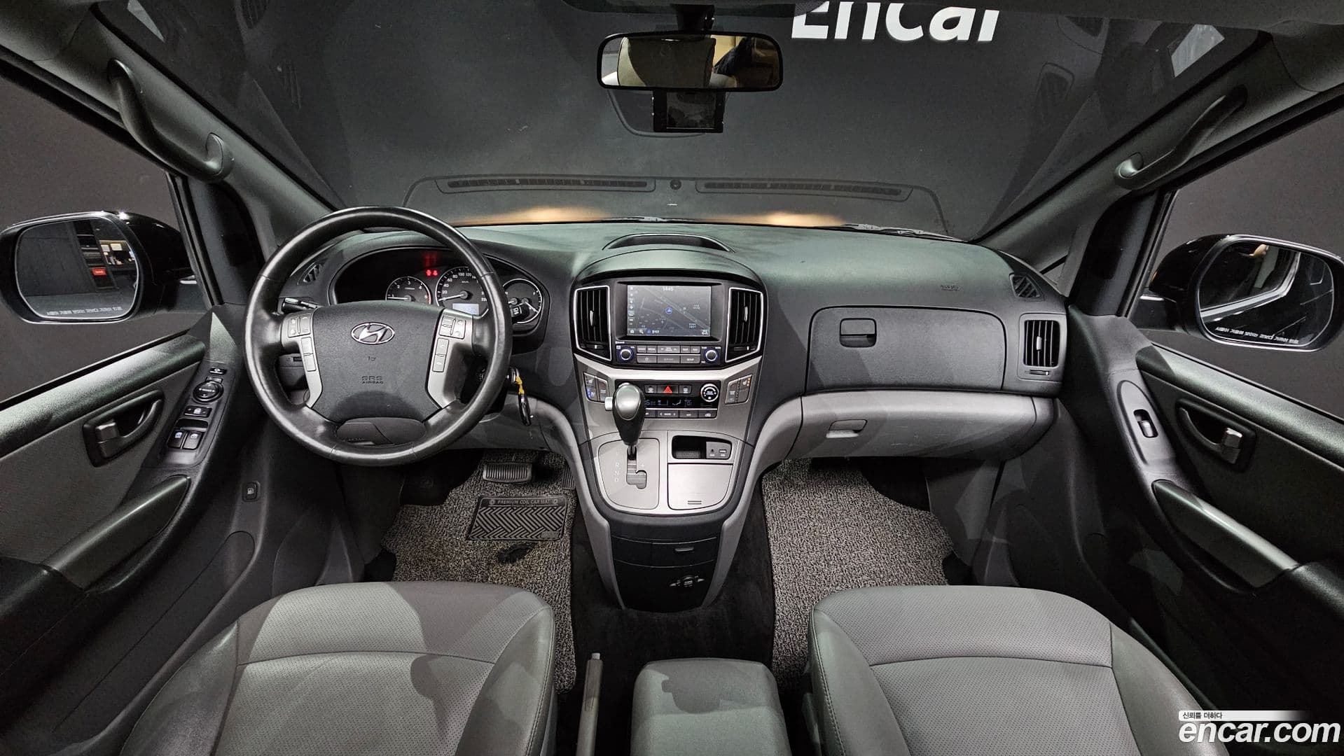 Main__Slider__Photo:Starex Hyundai 2019.3-6