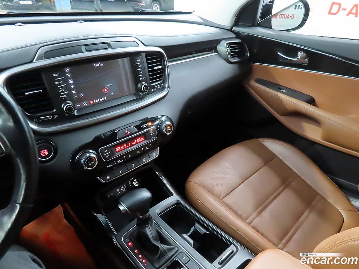 Sorento Kia 2018.0-INNER-010