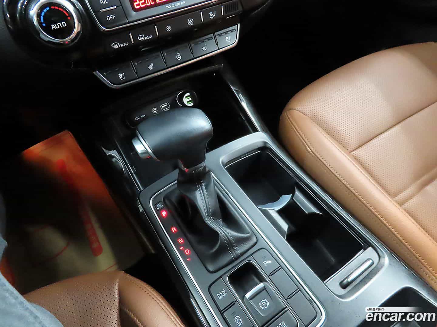 Sorento Kia 2018.0-OPTION-016