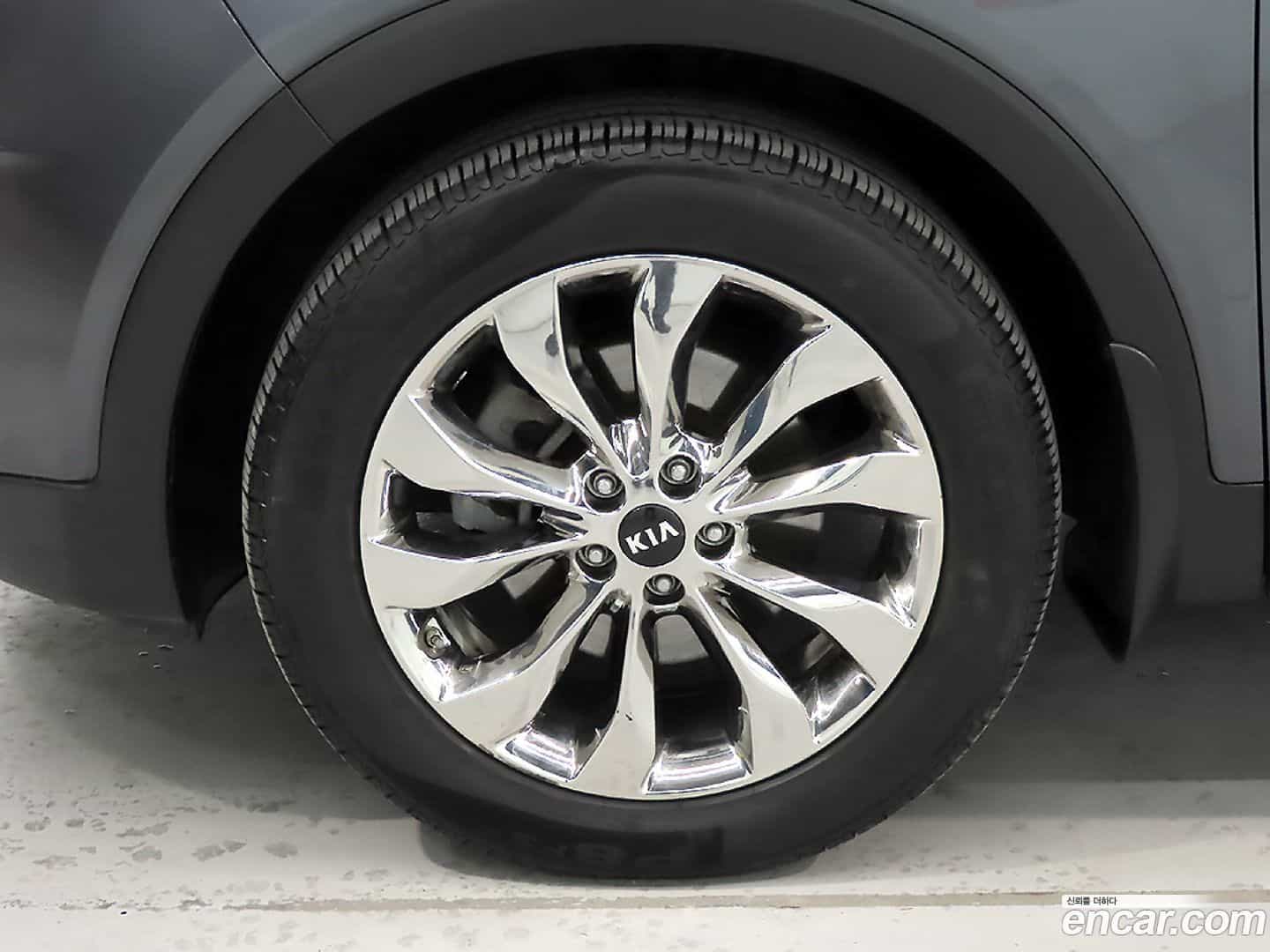 Sorento Kia 2018.0-OPTION-024