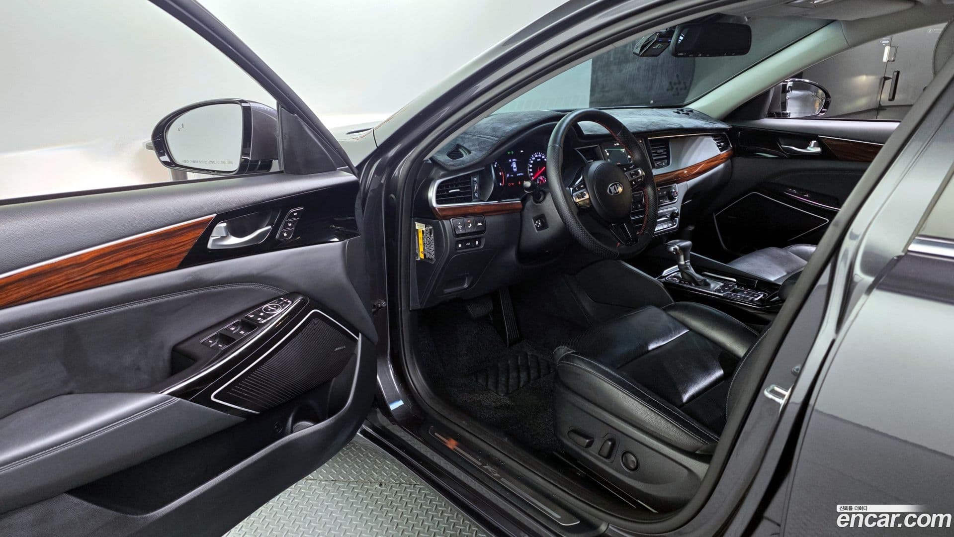 Main__Slider__Photo:K7 Kia 2016.1-9