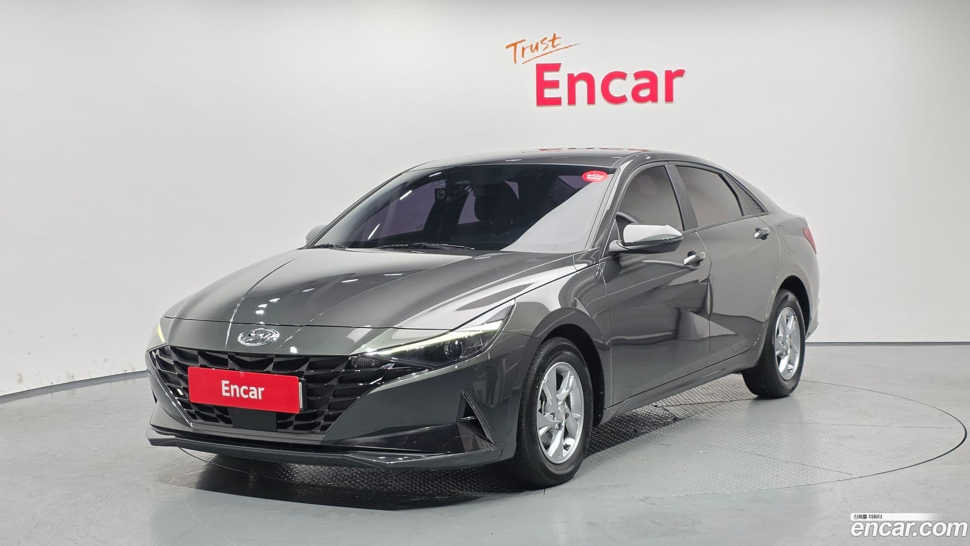 Main__Slider__Photo:AVANTE Hyundai 2021.3-0