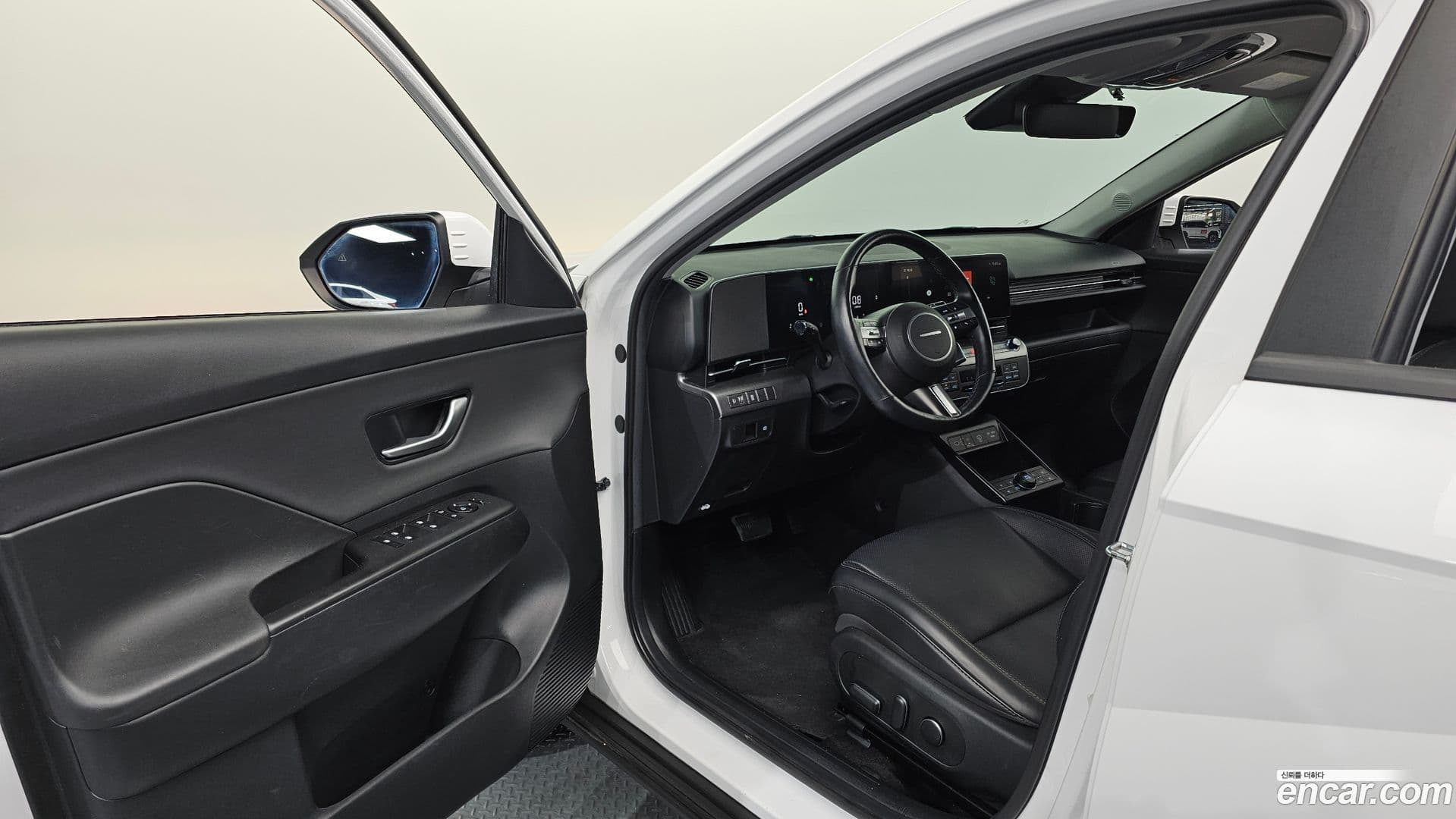 Main__Slider__Photo:Kona Hyundai 2024.3-9