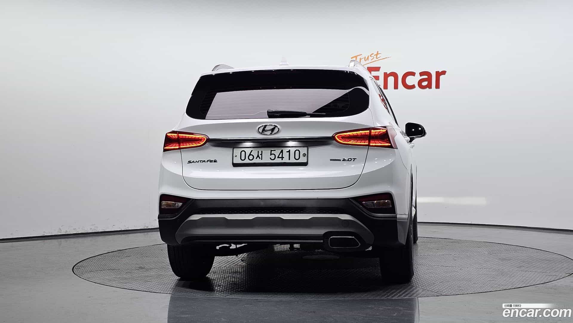 Santafe Hyundai 2018.6-OUTER-004